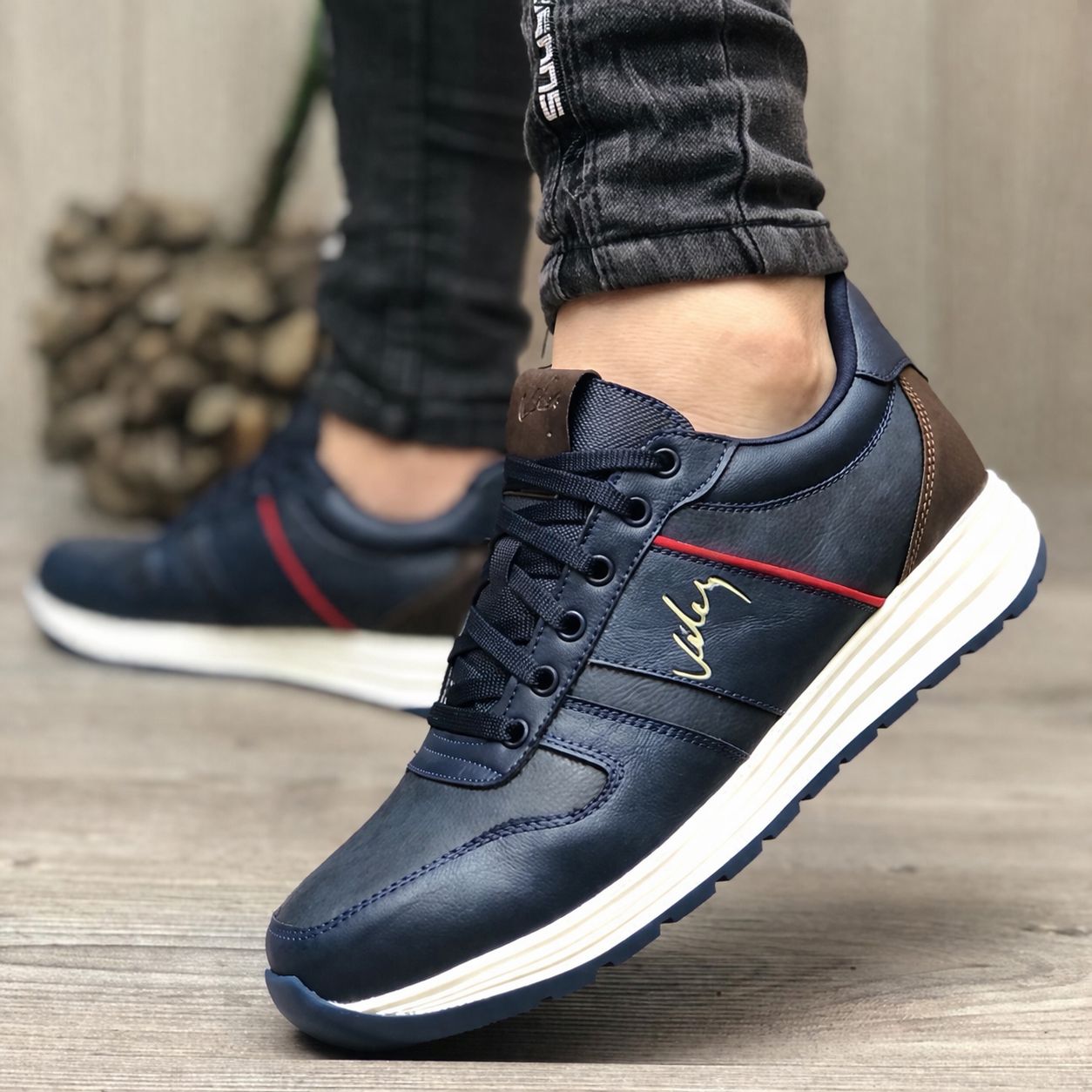 VELEZ CASUAL MODERNO - LANZAMIENTO