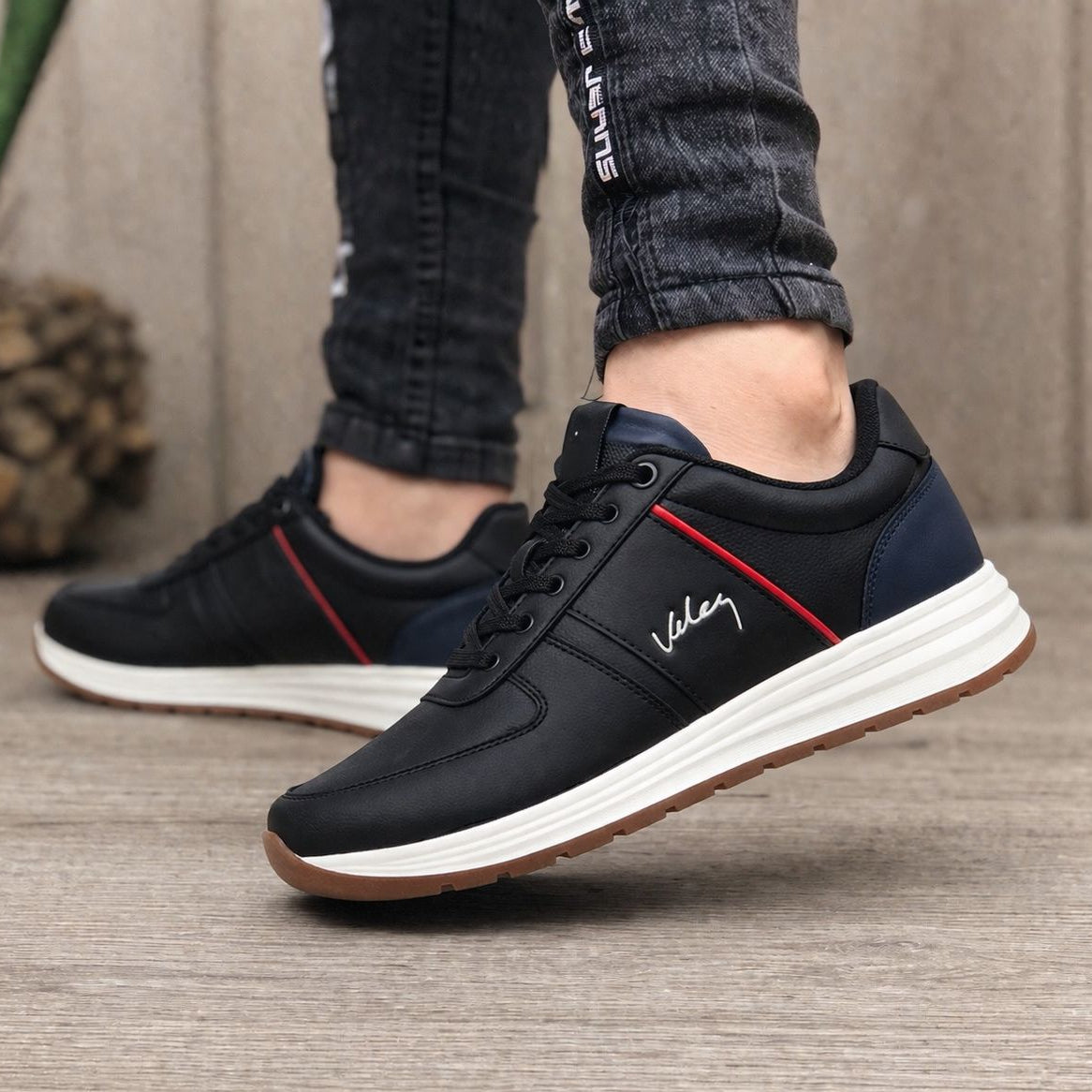 VELEZ CASUAL MODERNO - LANZAMIENTO